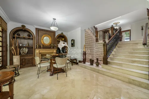 Vendo Hermosa Casa En El Poblado - Como Vivir En Una Finca.