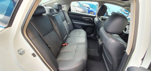 Imagen 13 de 15 de Nissan Altima Advance 2013 Aut.