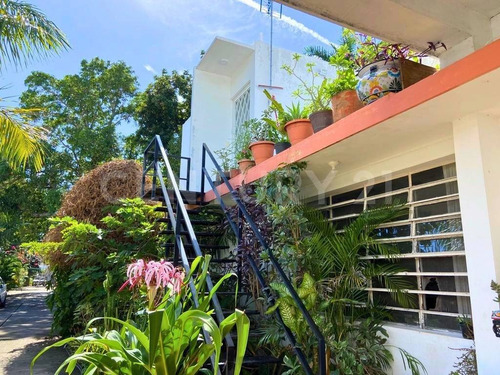 Imagen 5 de 30 de Casa En Venta En Avenida Colon Mérida Yucatán