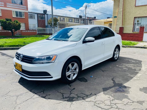 Volkswagen Jetta Trendline 2.000 Cc Mt
