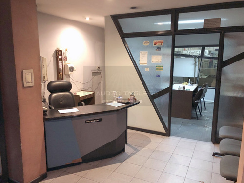 Imagen 2 de 21 de Venta De Galpón C/oficinas En Av. Rivadavia, Haedo.