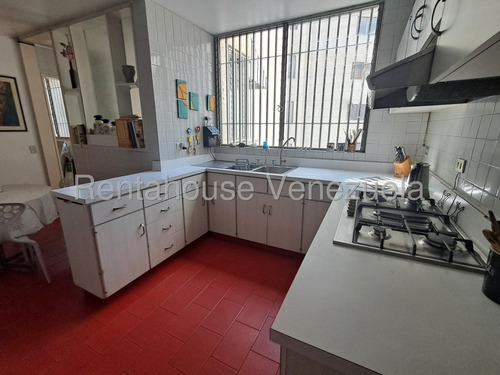 ¡amplio Apartamento En Venta, Una Excelente Distribución Completamente Aprovechable, Grandiosa Oportunidad De Inversión! - San Bernardino - Luis Gomez - Mls #25-16552