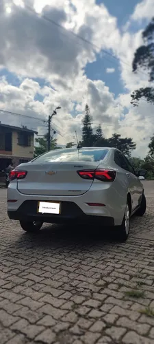 Chevrolet Onix 1.0T Premier Sedan At