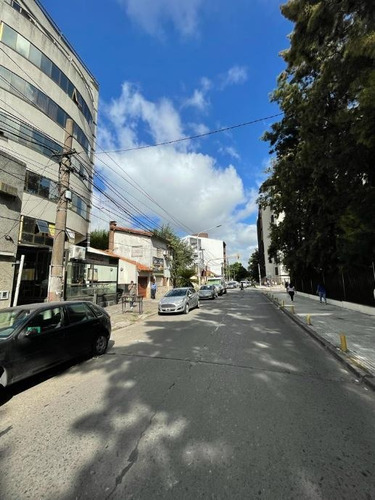 Imagen 5 de 14 de Local En Alquiler En Moron Norte