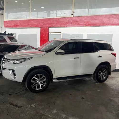 Toyota Fortuner Dubai 2018 Blindada Iii Plus