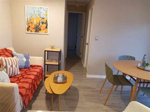Imagen 2 de 16 de Departamento En Venta De 2 Dorm. En Viña Del Mar
