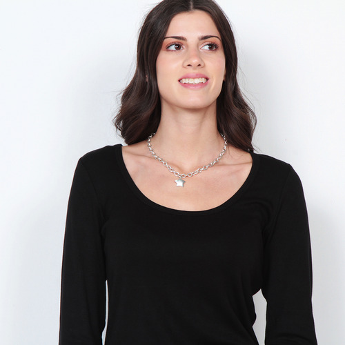 Polera Wados Manga Larga Solida Escote Redondo