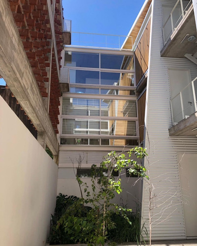 Imagen 6 de 17 de Departamentos En Edificio Moderno A Estrenar 29 E/37 Y 38.