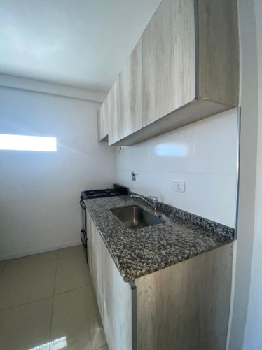 Imagen 8 de 14 de Departamento En Venta En Piñeyro