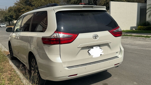 Toyota Sienna 3.5 Xle Piel At