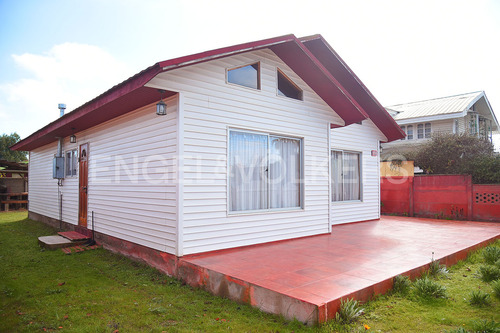Acogedora Casa En Algarrobo.