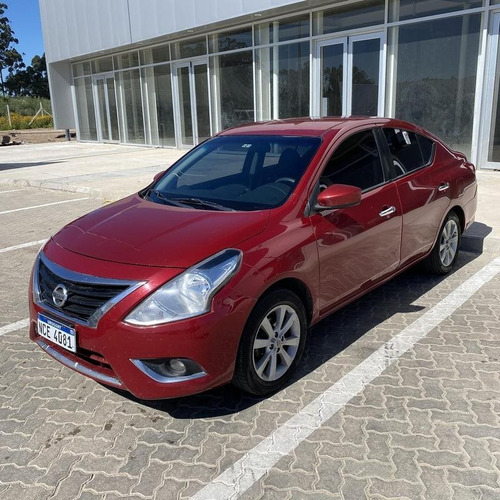 Nissan Versa Advance 1.6 2015