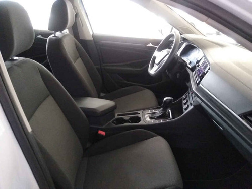 Imagen 14 de 14 de Volkswagen Jetta 2019 4p Comfortline L4/1.4/t Aut