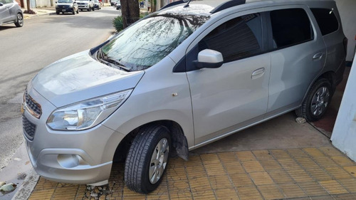 Imagen 9 de 13 de Chevrolet Spin Lt 5 Asientos Año 2013