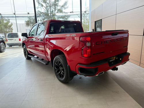 Chevrolet Silverado 5.3 V8 Custom Doble Cabina 4X4 At