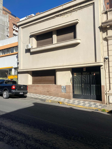 Casa 4 Dor + Quincho - Nueva Cba - Solo Uso Comercial