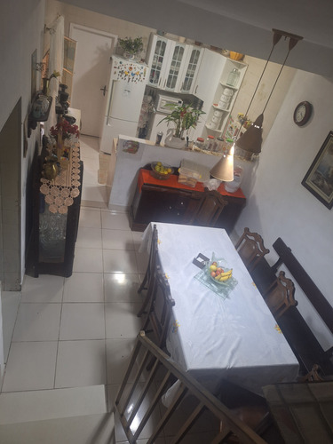 Casa Com 4 Quartos Sendo Uma Suíte. Jd.catanduva Campo Limpo
