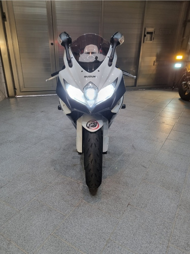 Imagem 5 de 9 de Suzuki Gsx 750r Srad