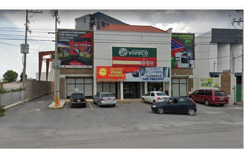 Local En Venta En Frente A Galerias Saltillo