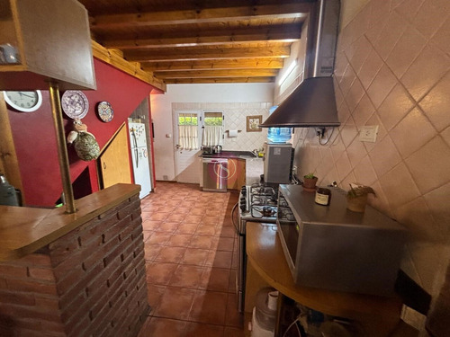 Casa En Alquiler En Acacias Blancas, Maquinista F. Savio, Escobar