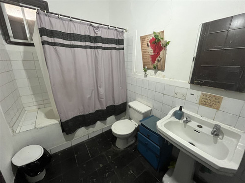 Casa En Arriendo De 10 Dorm. En Ñuñoa