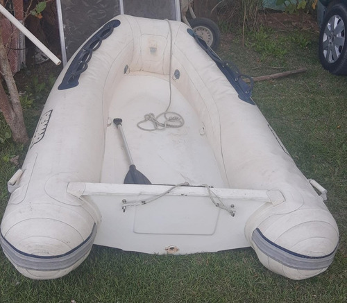 Imagem 1 de 4 de Remar 2,20 2,20 Com Motor 3.3
