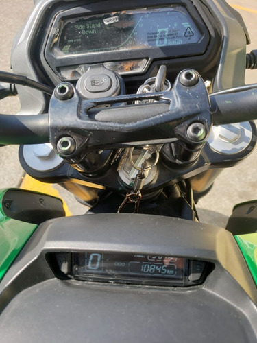 Dominar 400cc Bajaj Año 2023 Verde