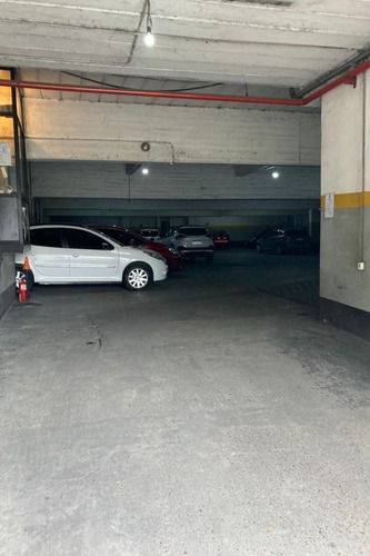 Imagen 2 de 6 de Deposito En An Alquiler- Zona Floresta