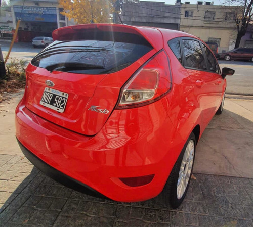 Imagen 7 de 10 de Ford Fiesta Kinetic Design 2014 1.6 Se Plus 120cv