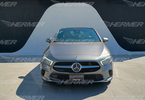 Mercedes-Benz Clase A 4p 200 Progressive Sedán L4/1.3/T Aut
