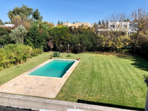 Casa En Venta Ubicado En El Encuentro, General Pacheco, Tigre