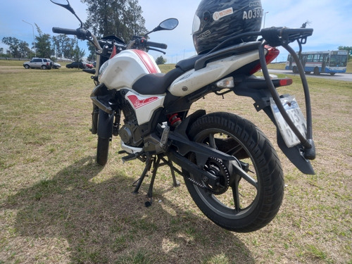 Imagen 6 de 8 de Benelli 15 Modelo 2017