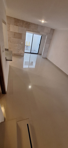 Hermosa Casa En El Refugio, 3 Recamaras, Roof, 4.5 Baños, Cuarto De Servicio