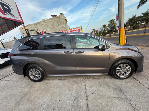 Toyota Sienna 3.5 Xle At