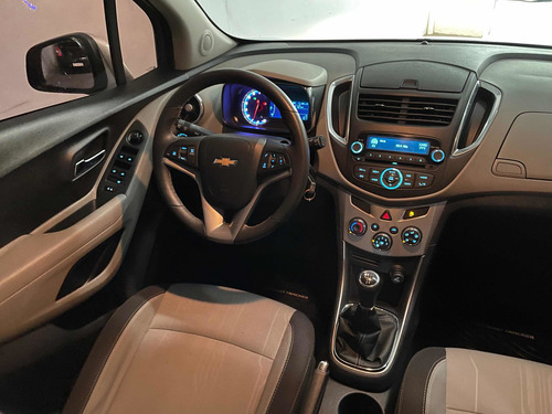 Imagen 12 de 14 de Chevrolet Tracker 1.8 Ltz Fwd Mt 140cv 2014