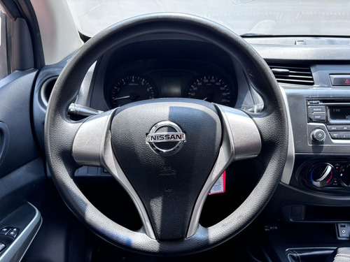 Nissan NP300 2.5 SE Paq Seguridad Mt