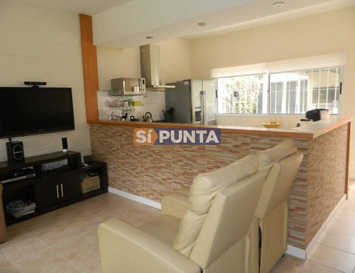 Imagen 2 de 10 de Casa En Alquiler