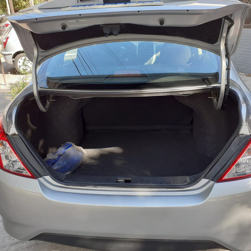 Nissan Versa Sense Mt 1.6---- 2018------16.300 Kms