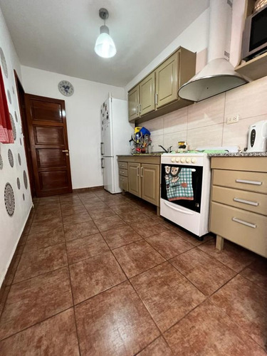 Imagen 10 de 26 de Excelente Oportunidad De Inversión - Complejo Casa + 6 Dptos.