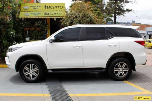 Toyota Fortuner Sr 2021