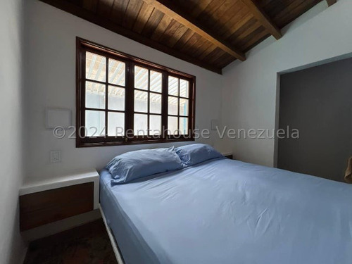 Casa De Campo En Venta En Sector Ojo De Agua El Castaño Remodelada Con Planta Electrica Piscina Y Sistema De Seguridad Kg:25-2941