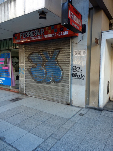 Local Centro , Vende
