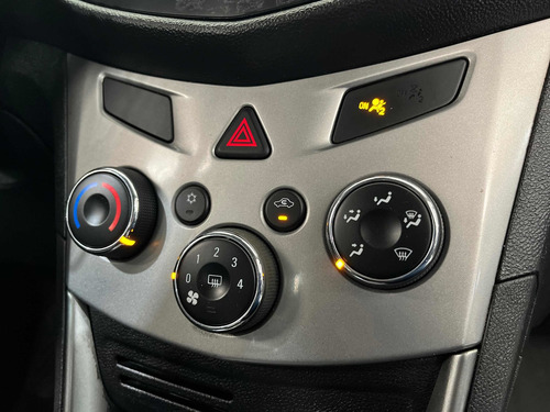 Imagem 7 de 17 de Chevrolet Tracker 2015 1.8 Ltz Automática