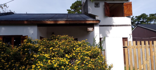 Casa En Venta 3 Ambientes - Santa Clara Del Mar - En Dos Plantas