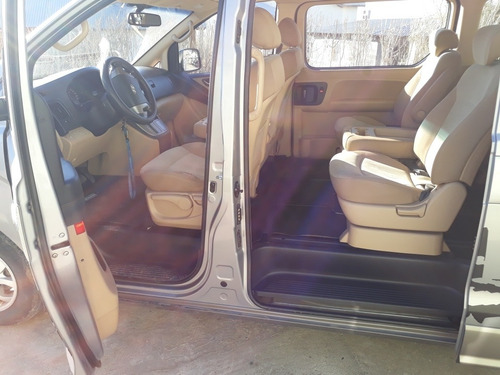 Hyundai H1 2.4 Premium 1 175cv 4at 2015