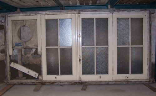 Ventana Madera Vidrio Repartido 310 X 155 (Usado)