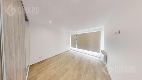 Triplex De 4 Ambientes A Estrenar En Villa Primera, Parrilla Y Patio