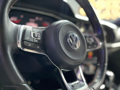 Imagem 11 de 13 de Volkswagen Jetta Gli 2019