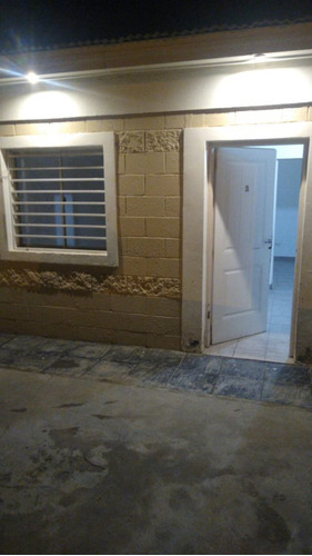 Imagen 15 de 17 de Venta De Gran Casa 4 Ambientes Y Dos Departamentos En Pico