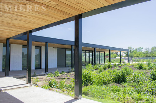 Lote En Venta De 387m² En El Olivar, Pilar